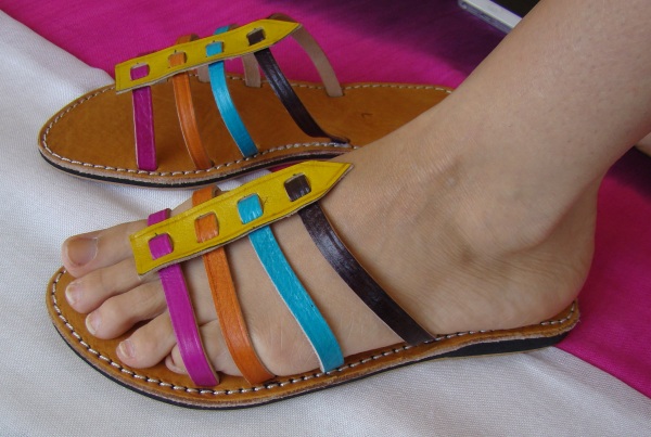 Tongs sandales marocaines en cuir Zoulikha