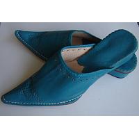 Yakouta slippers